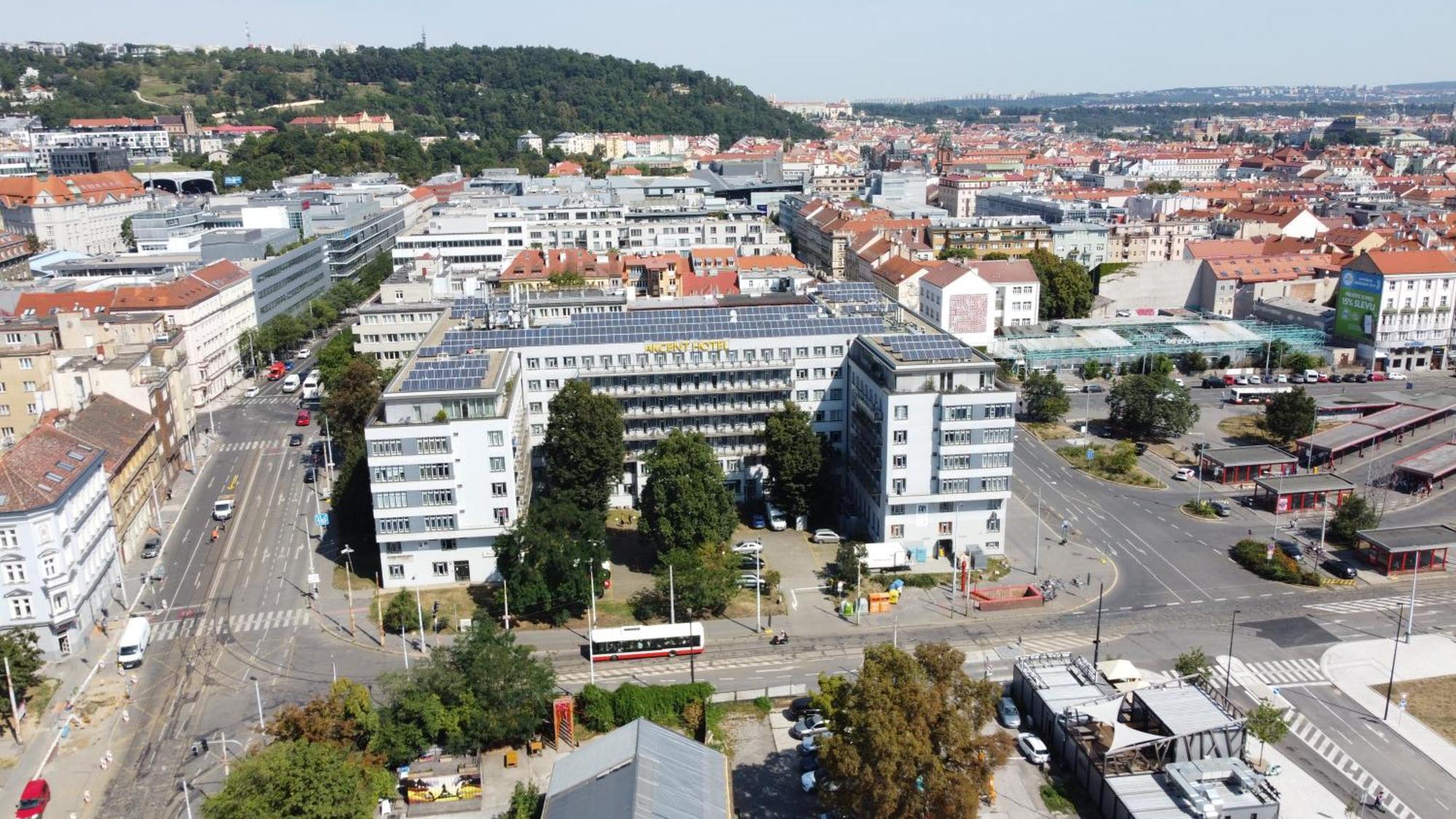 Akcent Hotel Prag Exterior foto