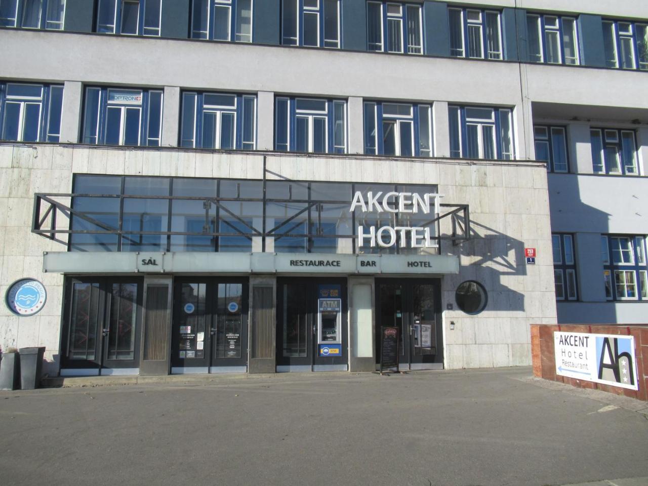 Akcent Hotel Prag Exterior foto